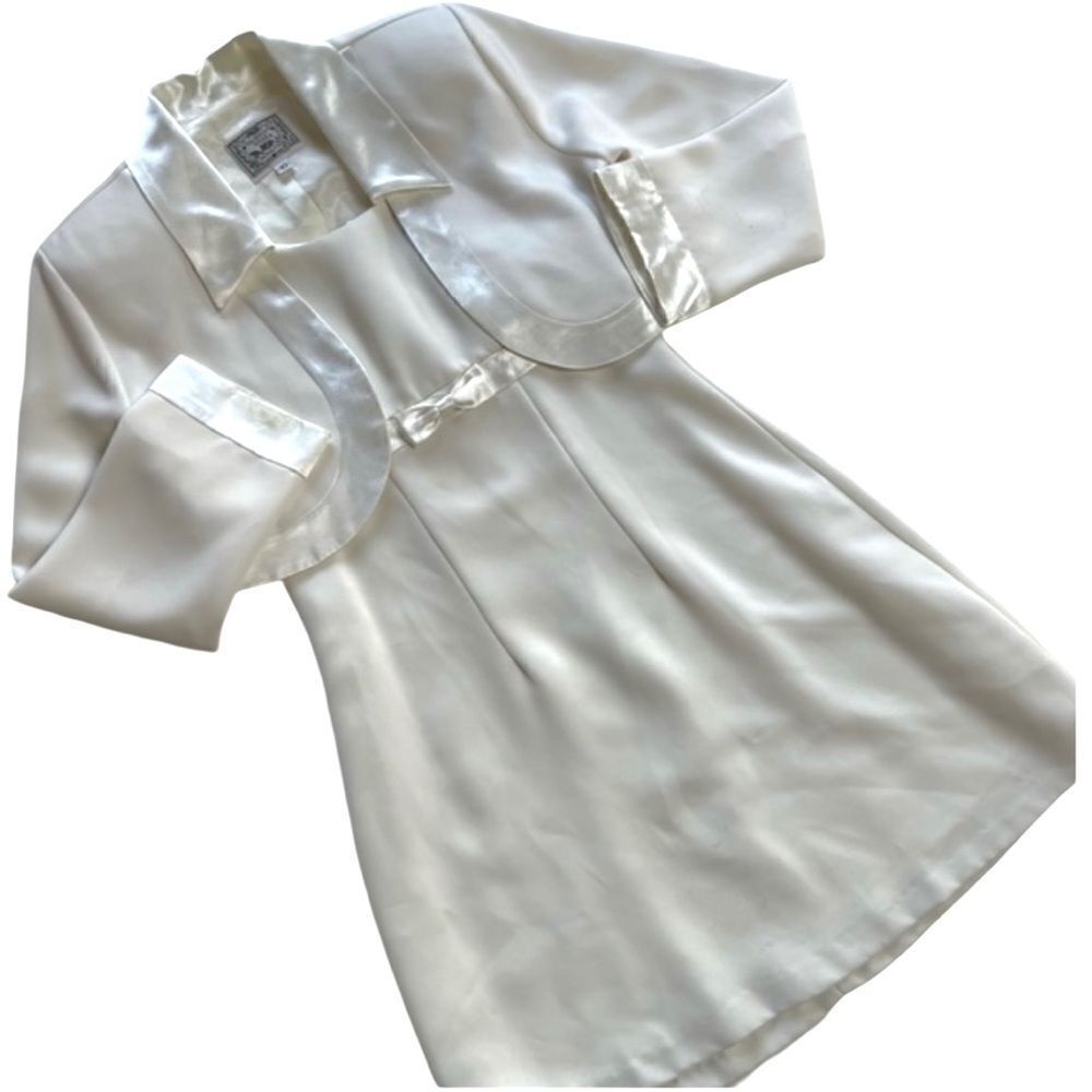 Vintage 1990s y2k Girls Ivory 2 Piece Formal Bow Dress and Jacket Set